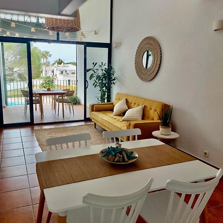 Апартаменти Casa Tortuga Con Piscina Com Кала-ен-Бош Екстер'єр фото