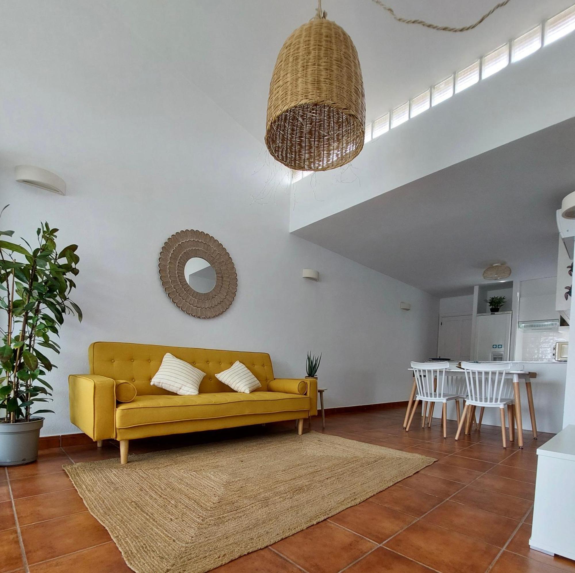 Апартаменти Casa Tortuga Con Piscina Com Кала-ен-Бош Екстер'єр фото