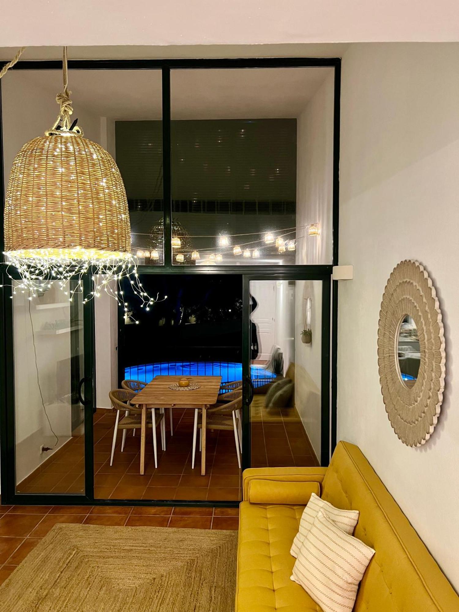 Апартаменти Casa Tortuga Con Piscina Com Кала-ен-Бош Екстер'єр фото