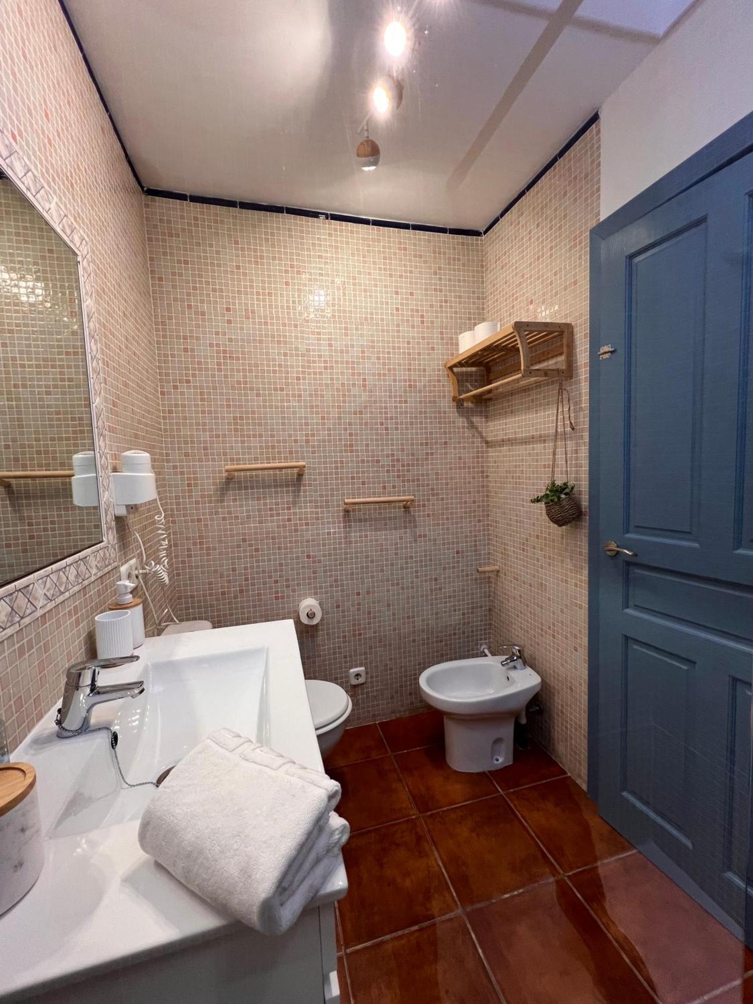 Апартаменти Casa Tortuga Con Piscina Com Кала-ен-Бош Екстер'єр фото